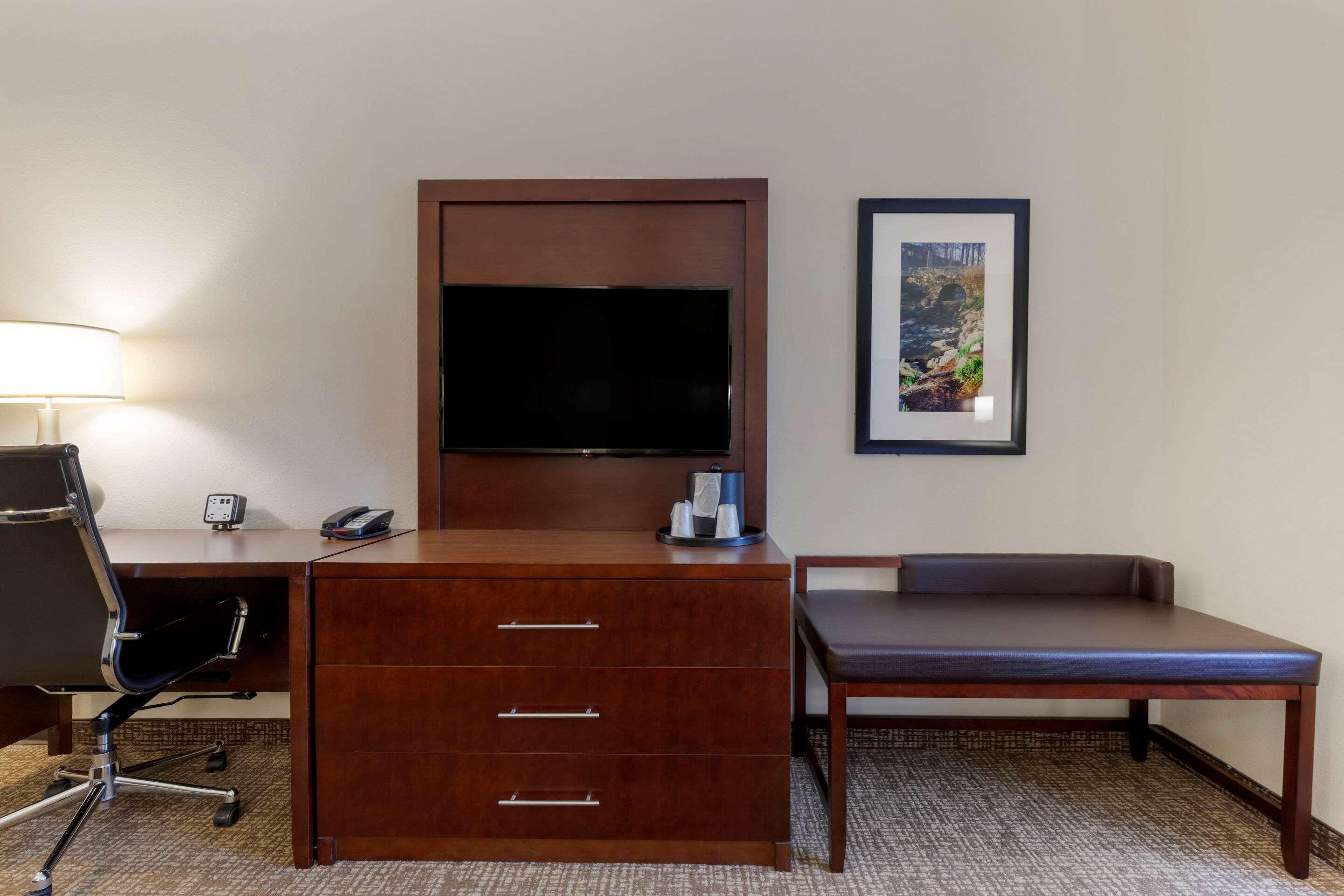 Comfort Suites Greenville South Piedmont Extérieur photo