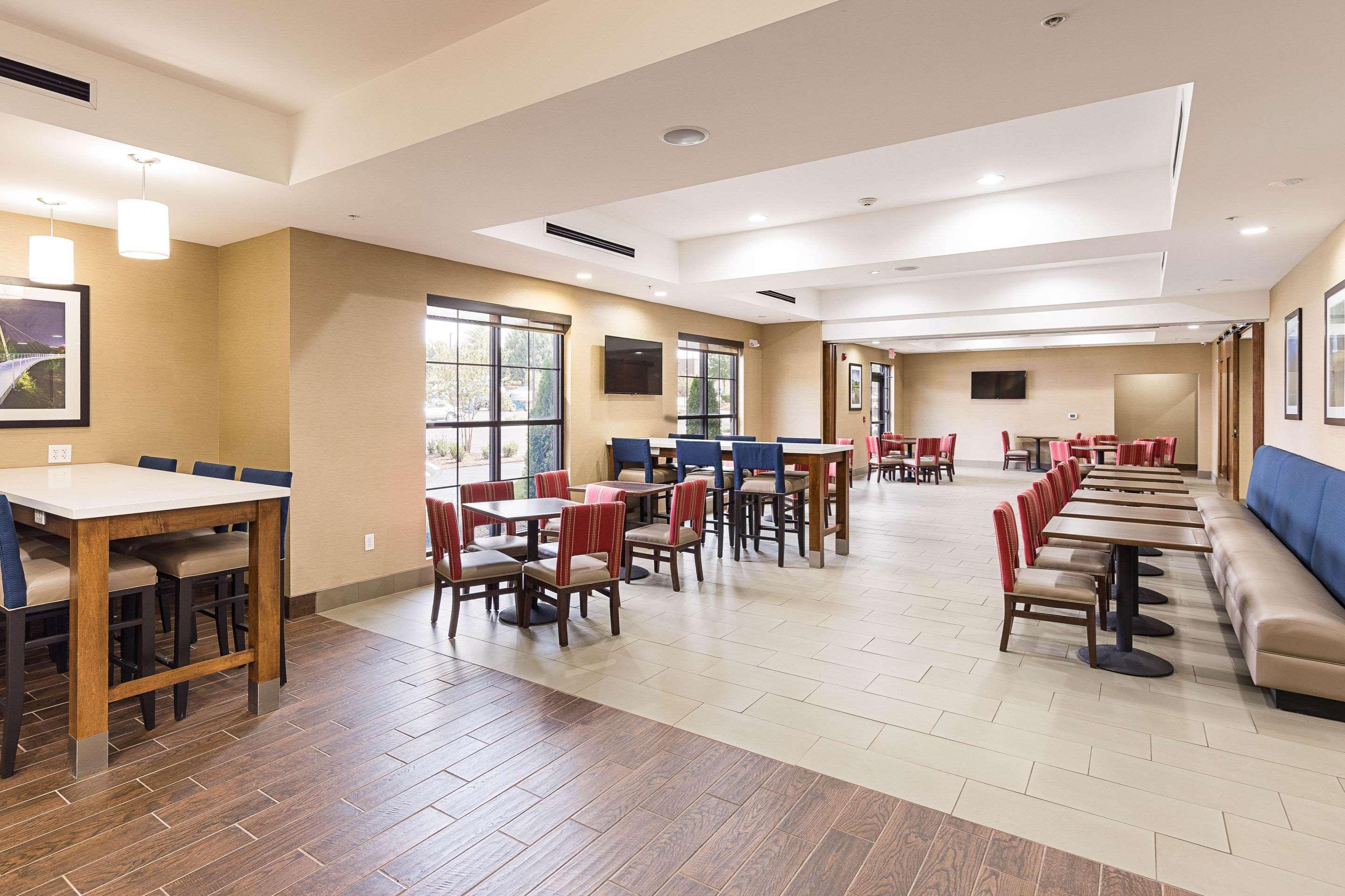 Comfort Suites Greenville South Piedmont Extérieur photo