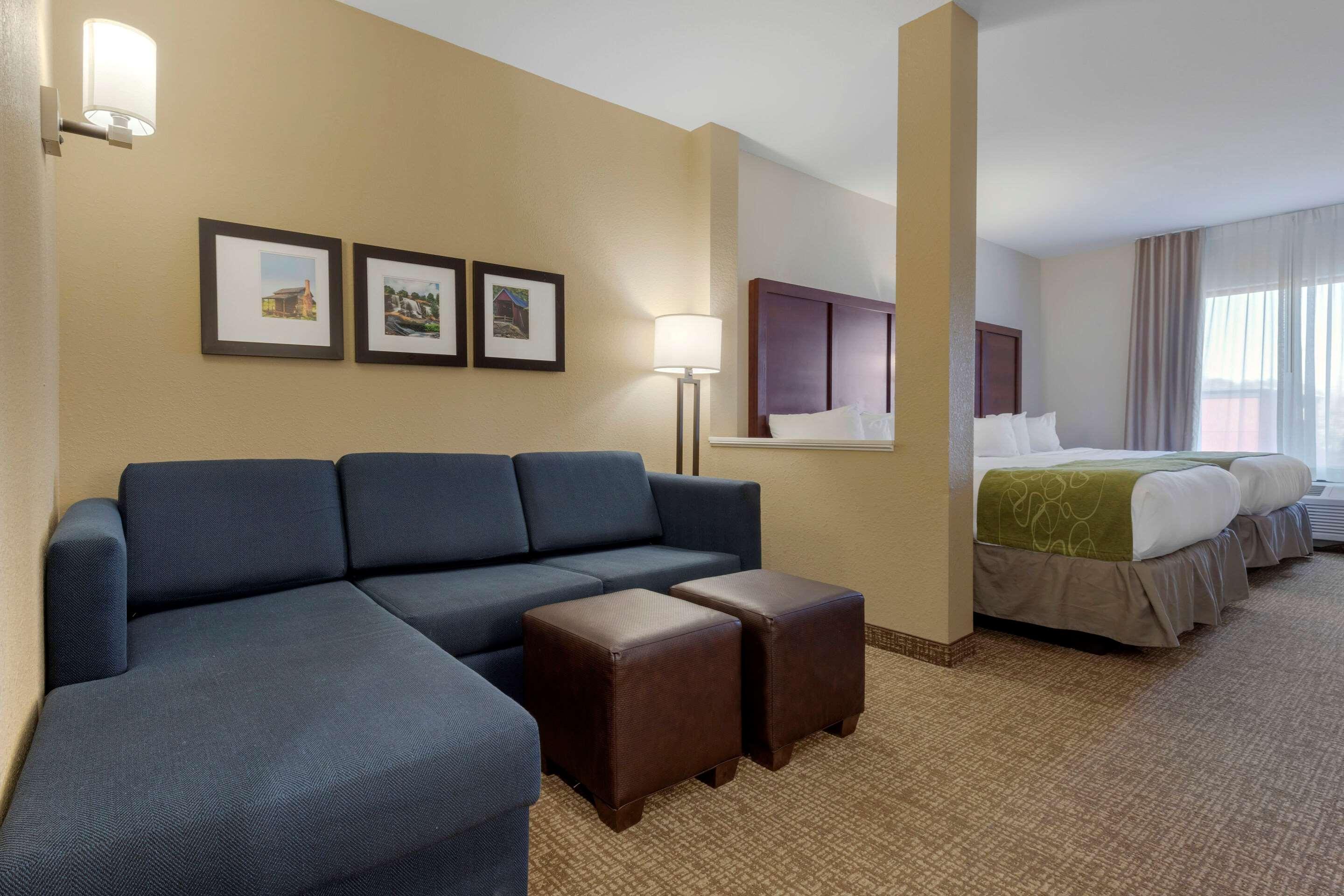 Comfort Suites Greenville South Piedmont Extérieur photo