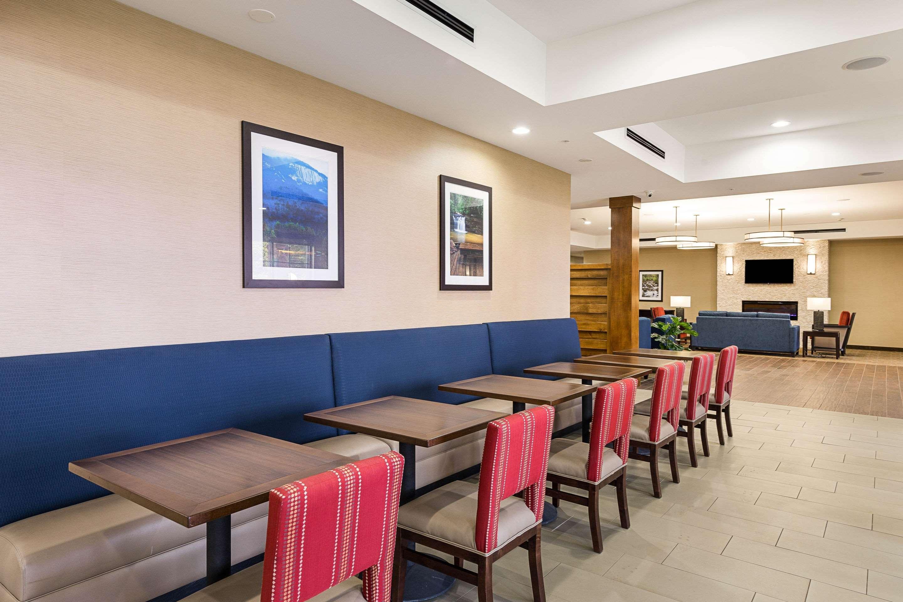 Comfort Suites Greenville South Piedmont Extérieur photo
