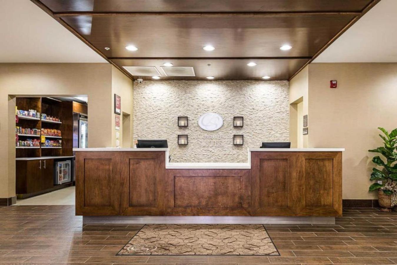 Comfort Suites Greenville South Piedmont Extérieur photo