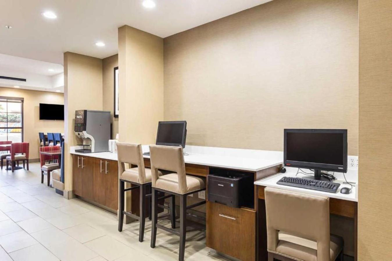 Comfort Suites Greenville South Piedmont Extérieur photo